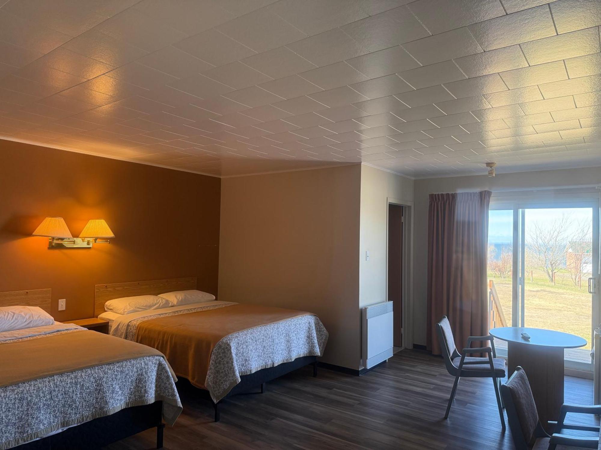 Le Campagnard Hotel Matane Buitenkant foto